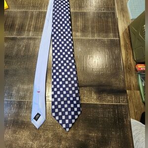 Tommy Hilfiger Blue and White Square design Ties
